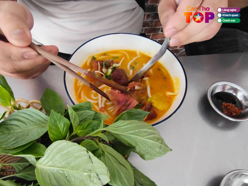 Pho-5-ngon-canthotoplist