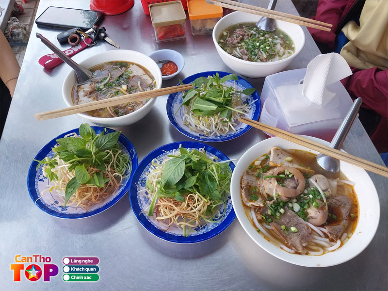 Quan-pho-bun-bo-hien-duong-canthotoplist