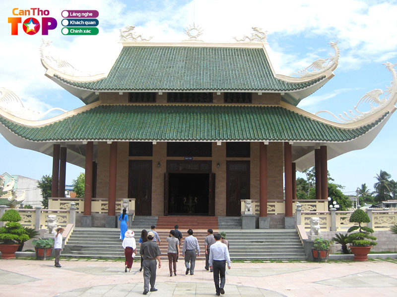 Khu-tuong-niem-thu-khoa-bui-huu-nghia-canthotoplist