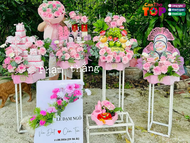 Mam-qua-cuoi-hoi-pham-thang-canthotoplist