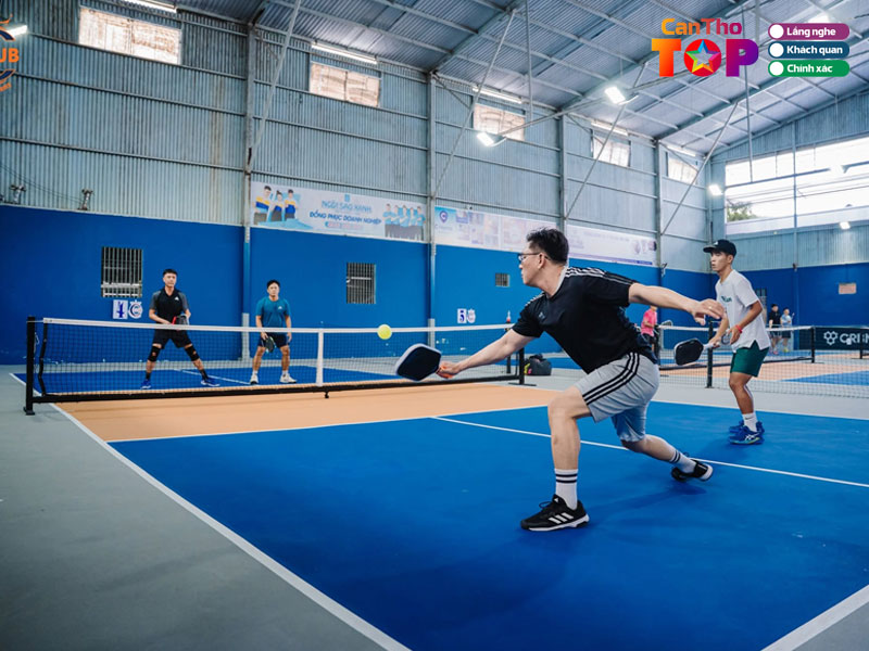 Pickleball-c-club-academy-canthotoplist