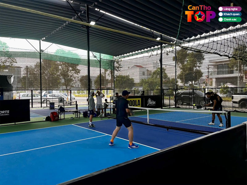 Twin-pickleball-canthotoplist